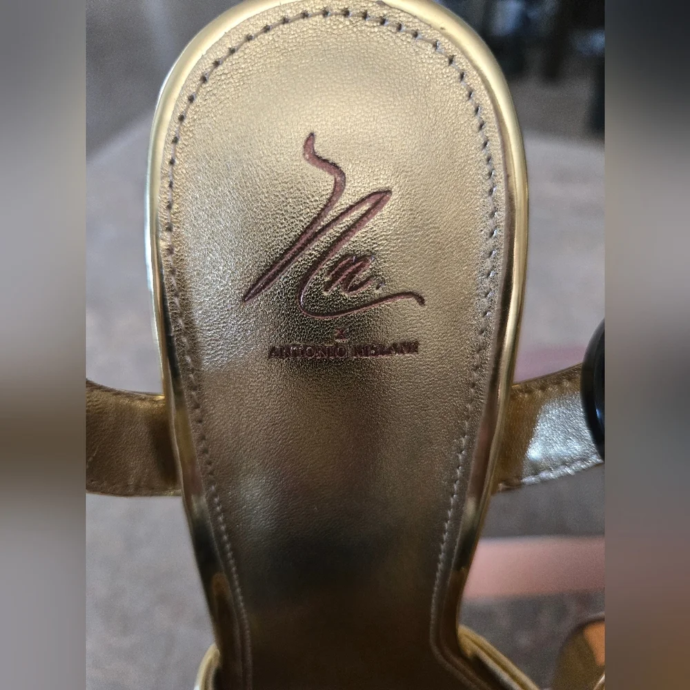 Antonio Melani x Nat Note Pia Mirror Metallic Platform Pumps. Gold (Size 10) - Picture 5 of 16